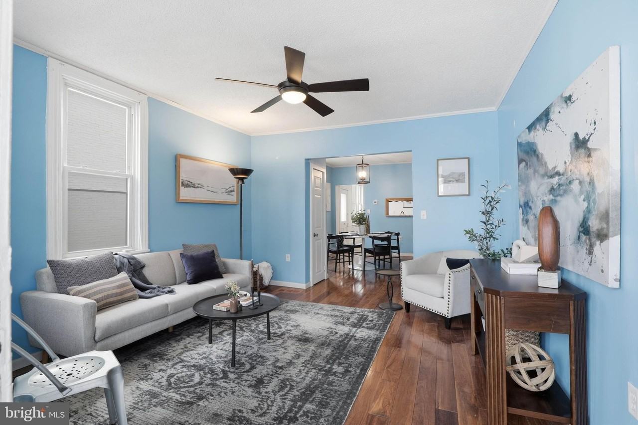 127 N Railroad St - Photo 5 of 33