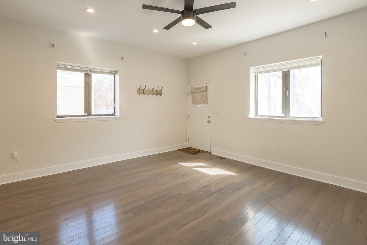 1214 S 21ST Street - Photo 3 of 29