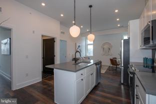 2940 W THOMPSON Street #201 - Photo 1 of 1