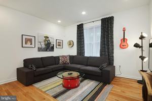 featured image of 1918 E Cumberland St #F