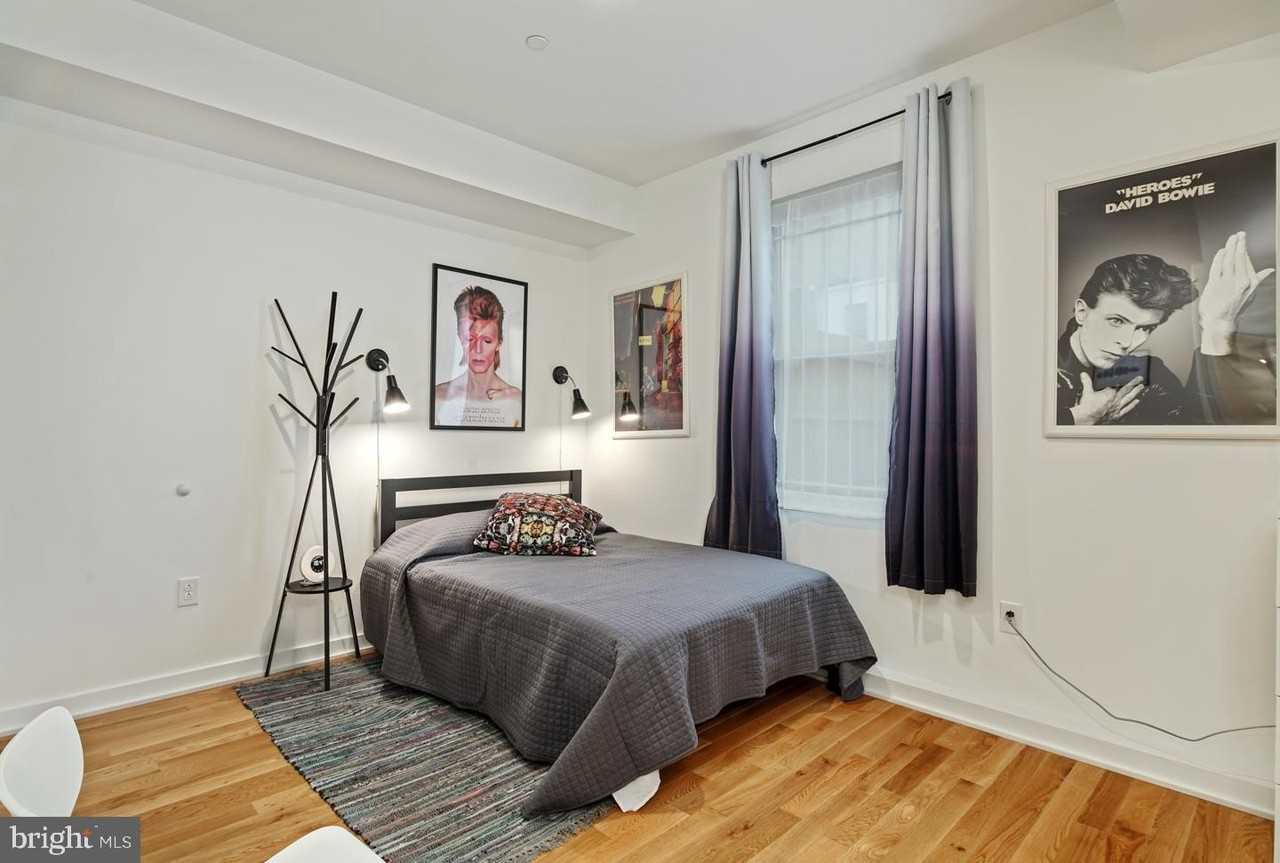 1918 E CUMBERLAND Street #F - Photo 4 of 17