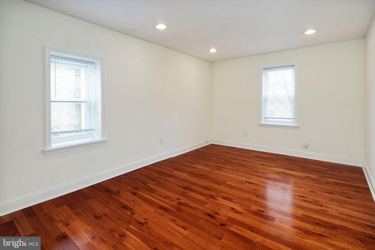 1510 BROWN Street #3 - Photo 5 of 12