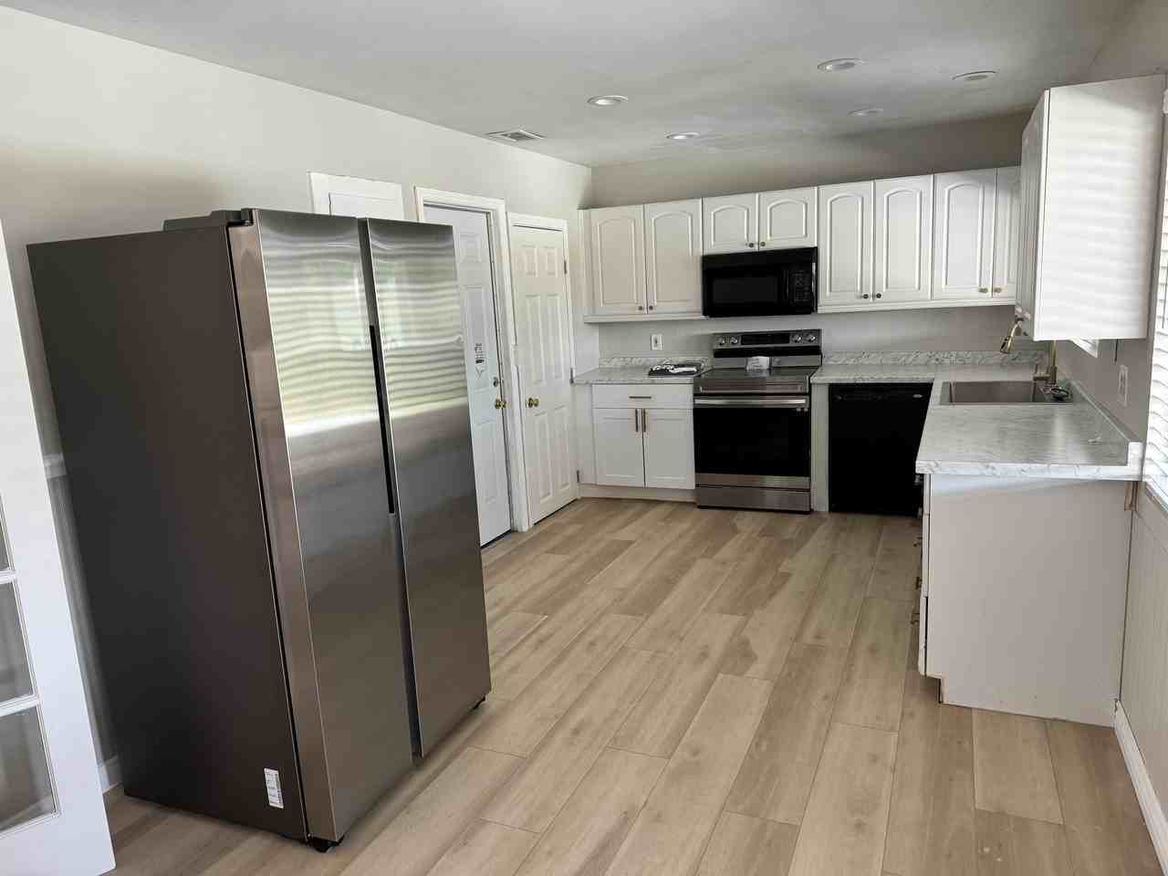 9309 Galston Dr #1 - Photo 3 of 24