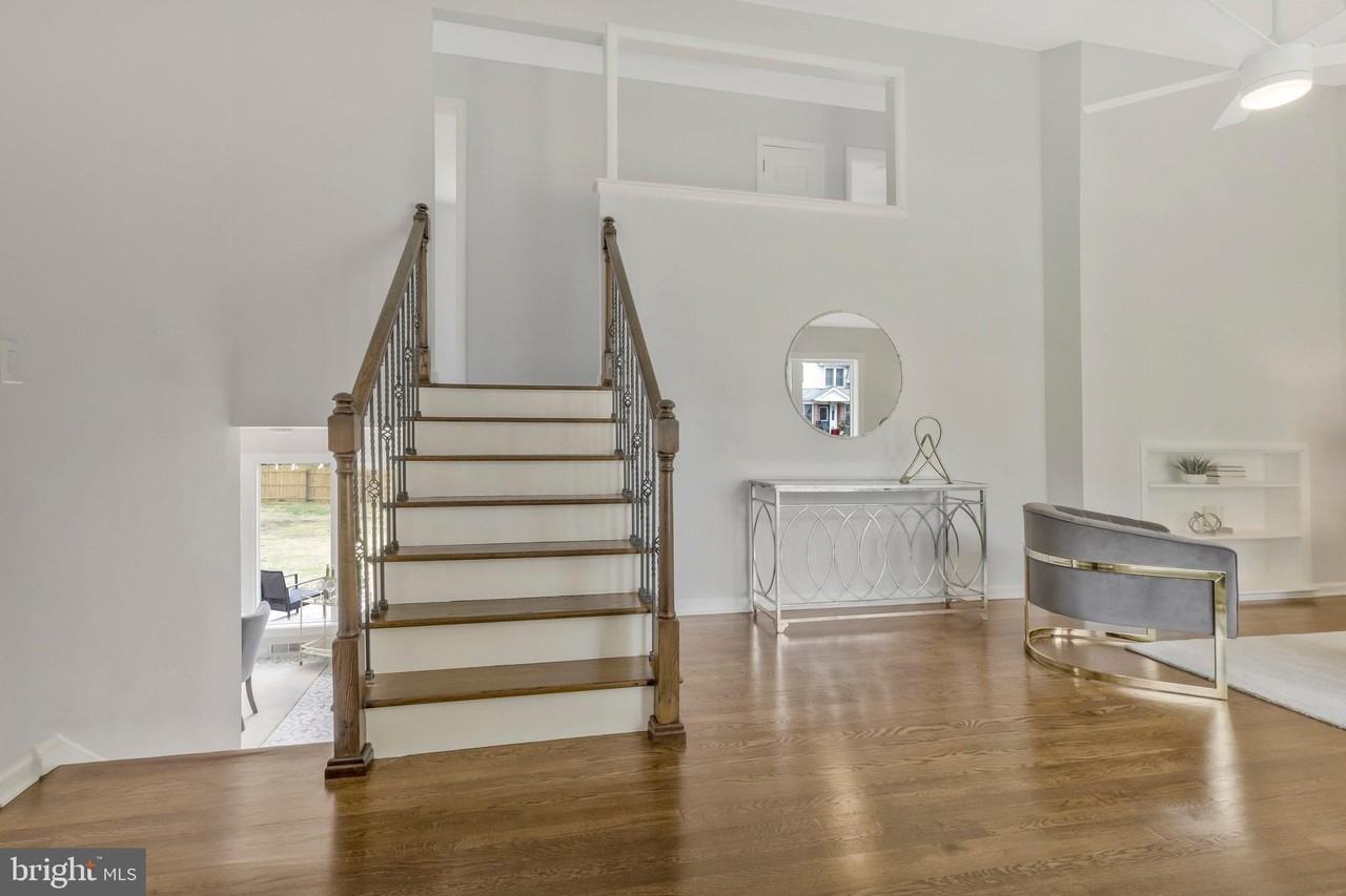 4249 Berritt St - Photo 2 of 50