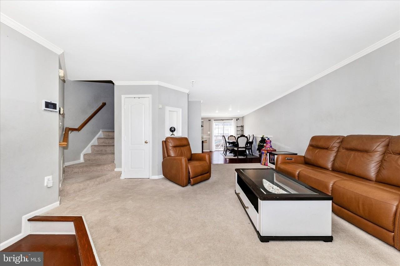 9215 Mccarty Rd - Photo 3 of 36