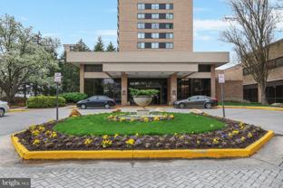 3713 S George Mason Dr #1011 - Photo 1 of 1