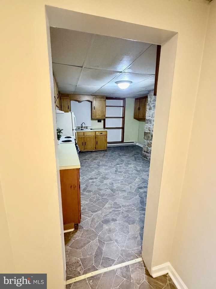 45 N Green St #2 - Photo 3 of 13