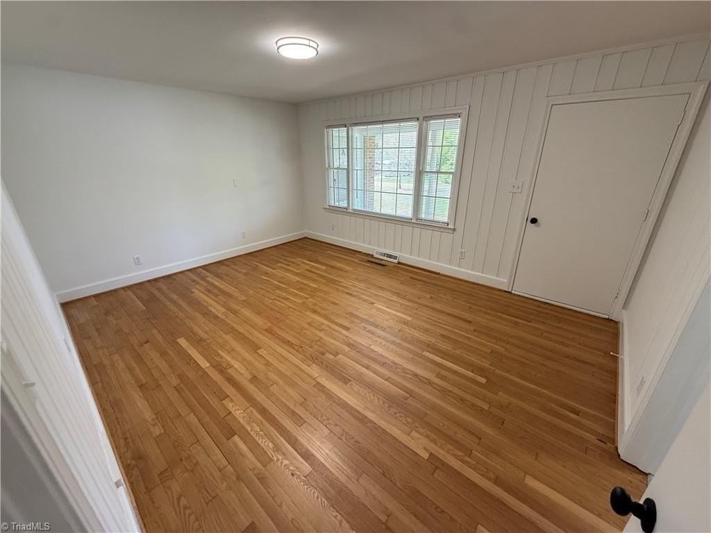 117 Caroline Ct #B - Photo 7 of 12