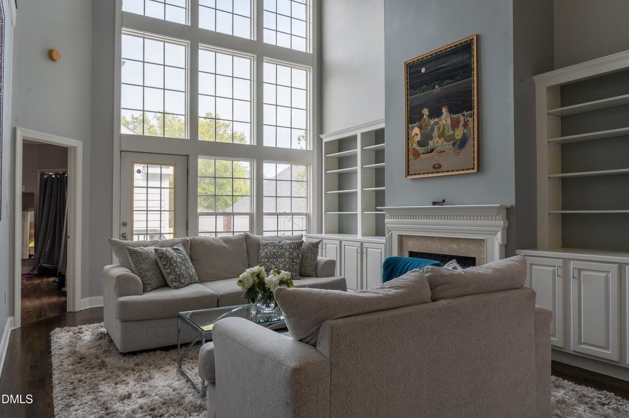 114 Nolen Ln - Photo 5 of 16