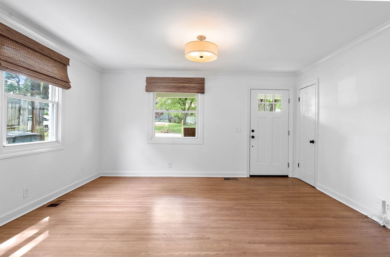 806 Washington Ave #1 - Photo 6 of 26