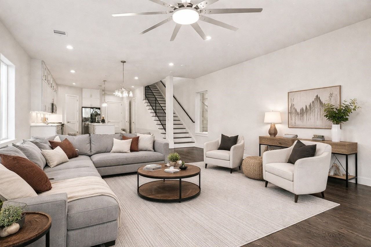 111 E 33rd St - Photo 6 of 25