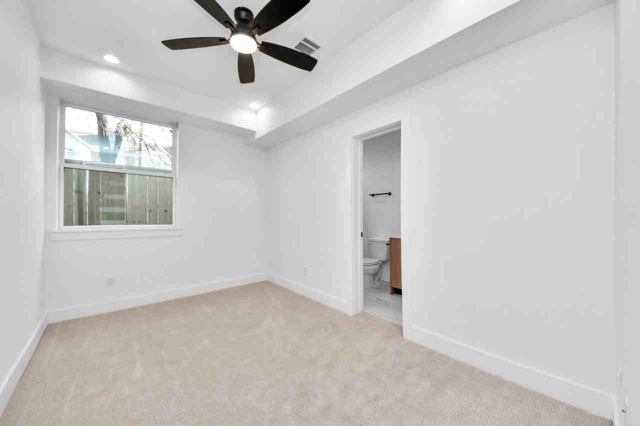 3409 Hutchins St - Photo 6 of 23