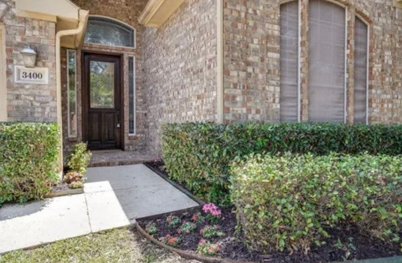 3400 Dowland Dr - Photo 3 of 33