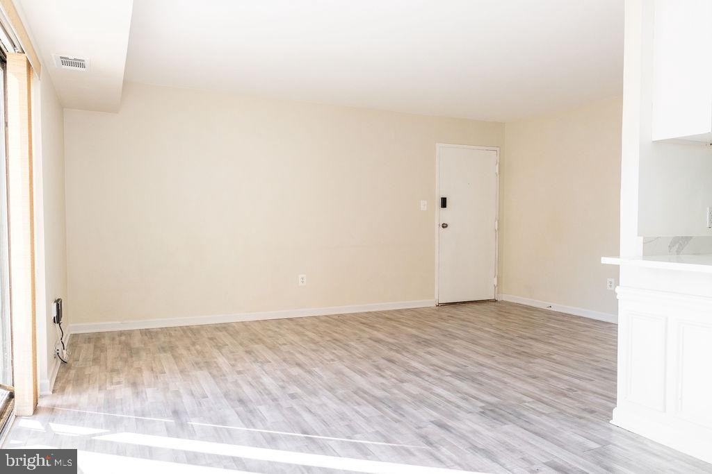 7618 Savannah St ##104 - Photo 4 of 19