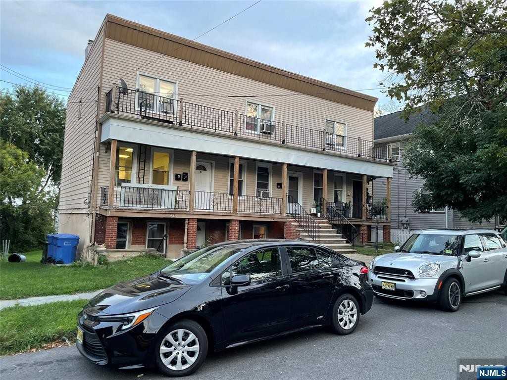 69 Feronia Way - Photo 3 of 9