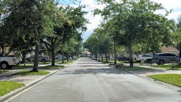 featured image of 5671 Sunberry Cir