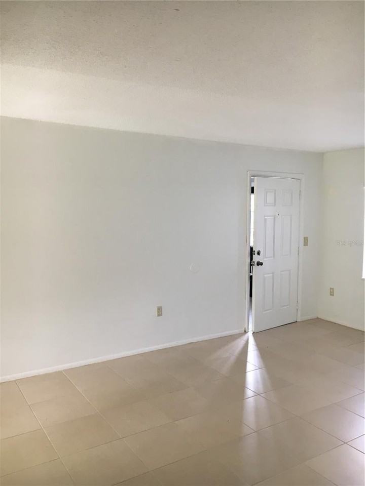 5325 Curry Ford Rd - Photo 5 of 14
