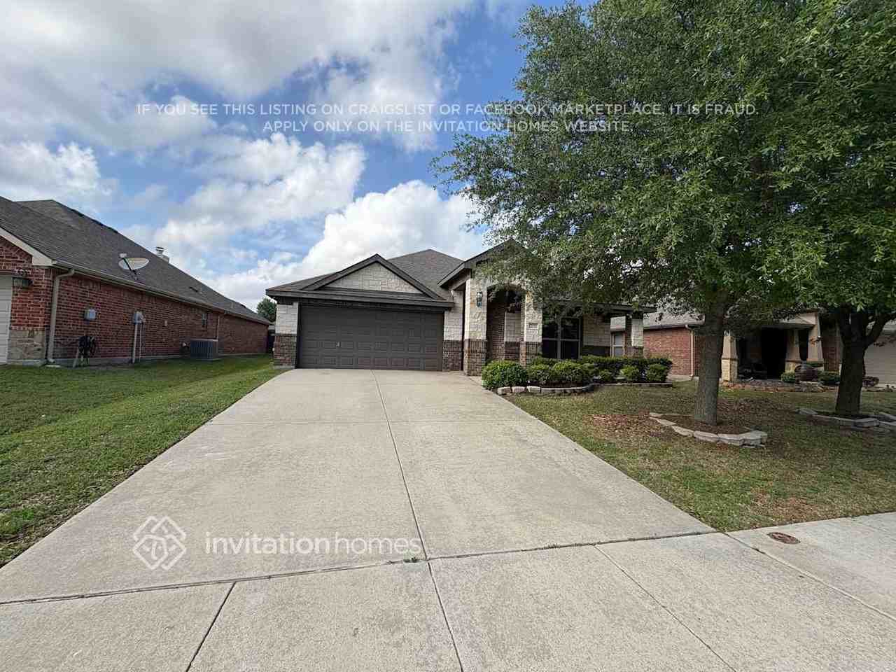 215 Range Rd - Photo 2 of 16