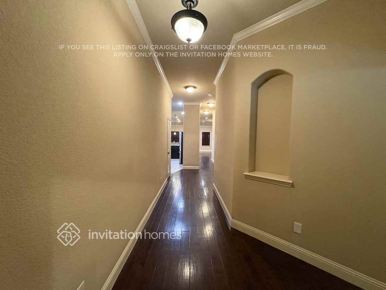 215 Range Rd - Photo 3 of 16