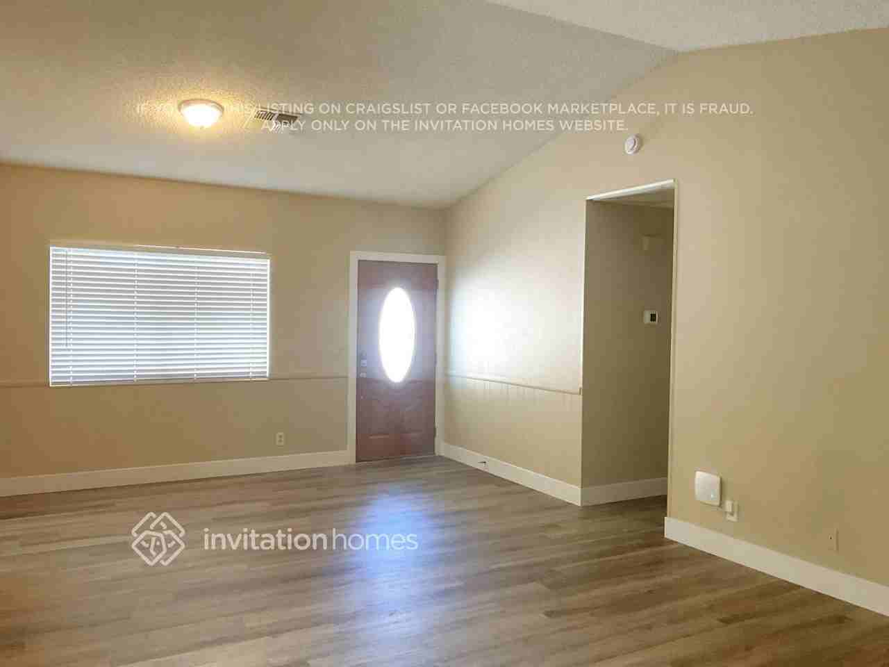 7250 Topeka Dr - Photo 2 of 10