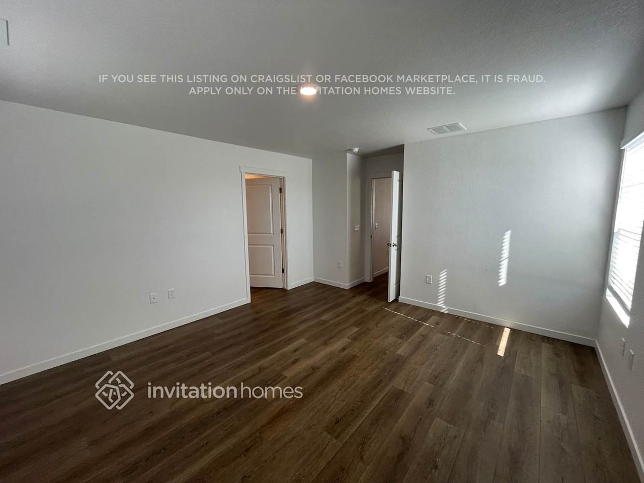 279 S Uriah St - Photo 6 of 14