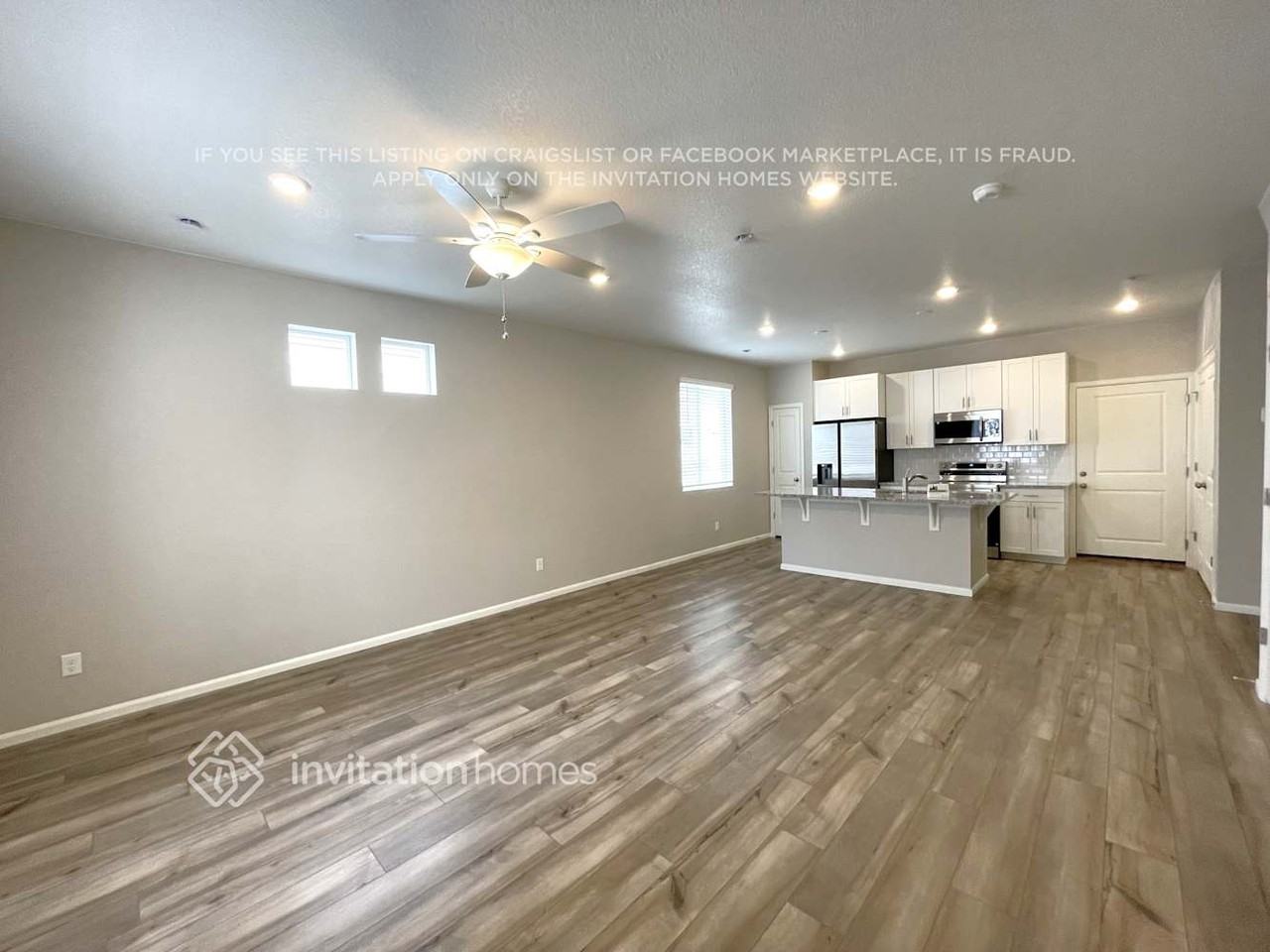 9275 Oro City Loop - Photo 3 of 17