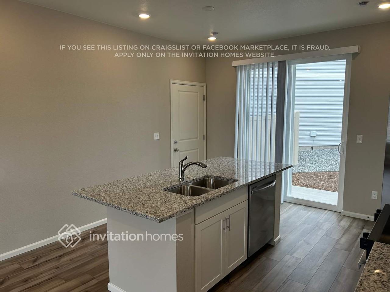 9365 Twin Sisters Dr - Photo 5 of 18