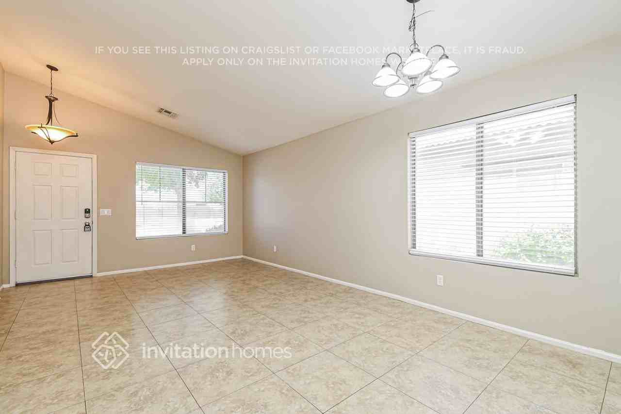 40071 N Cassara Dr - Photo 5 of 17