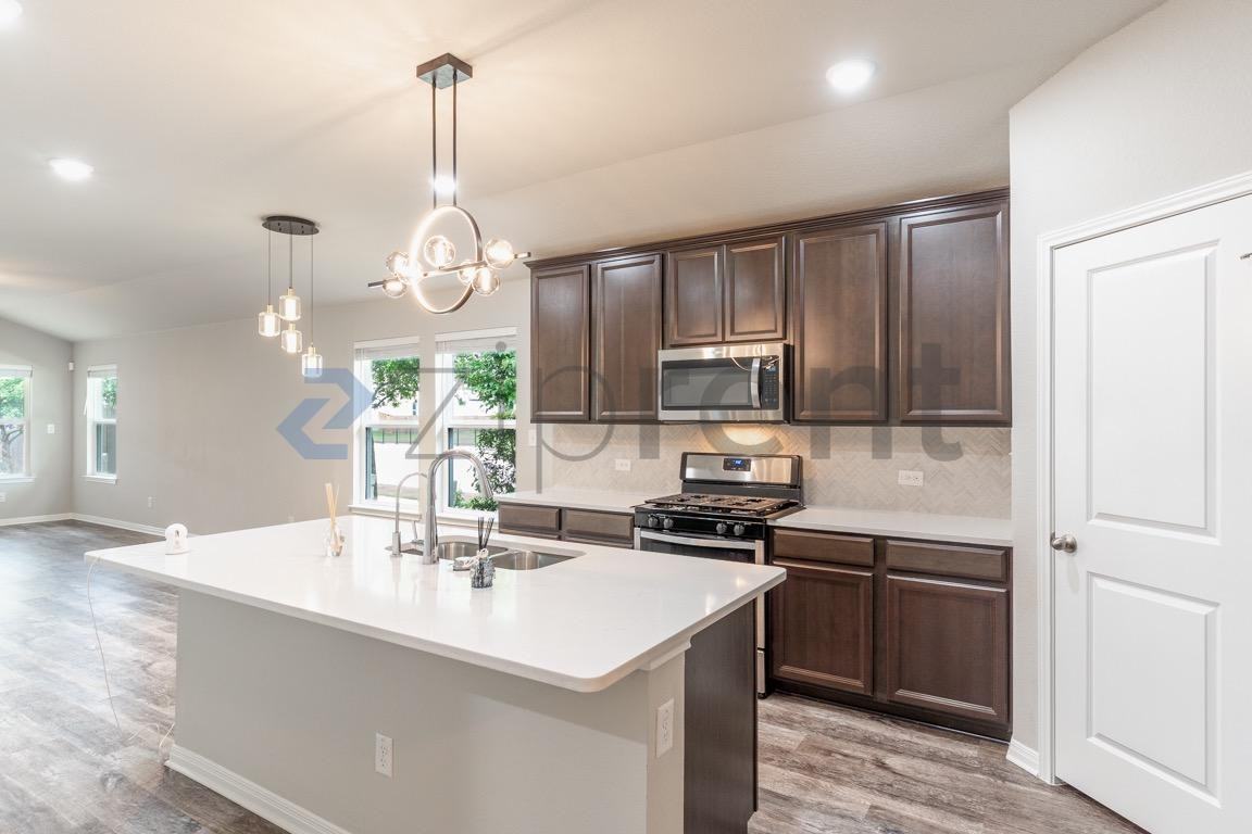 1520 Homestead Farms Dr - Photo 5 of 23