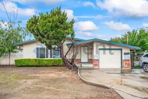 featured image of 1883 Robin Ln #1