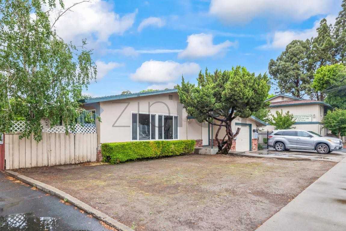 1883 Robin Ln #1 - Photo 2 of 24