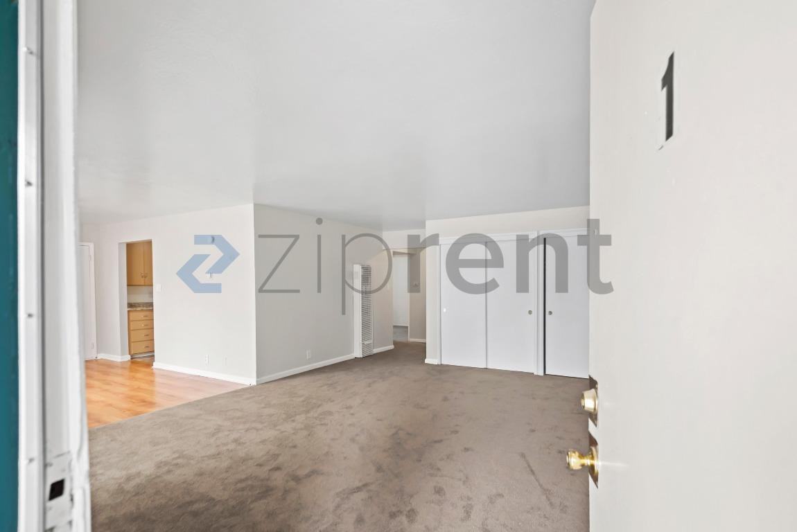 1883 Robin Ln #1 - Photo 5 of 24