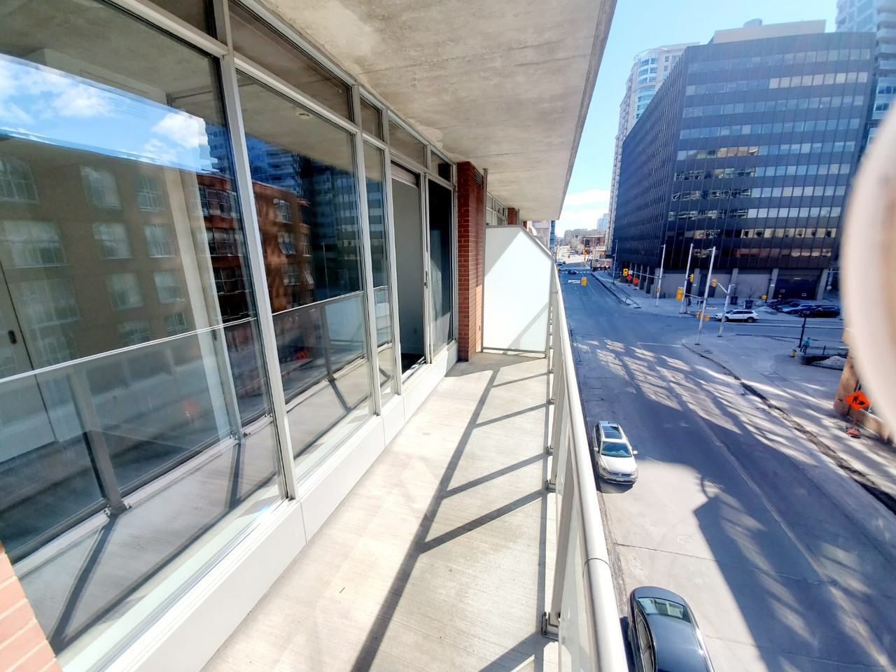 383 Cumberland St - Photo 2 of 8