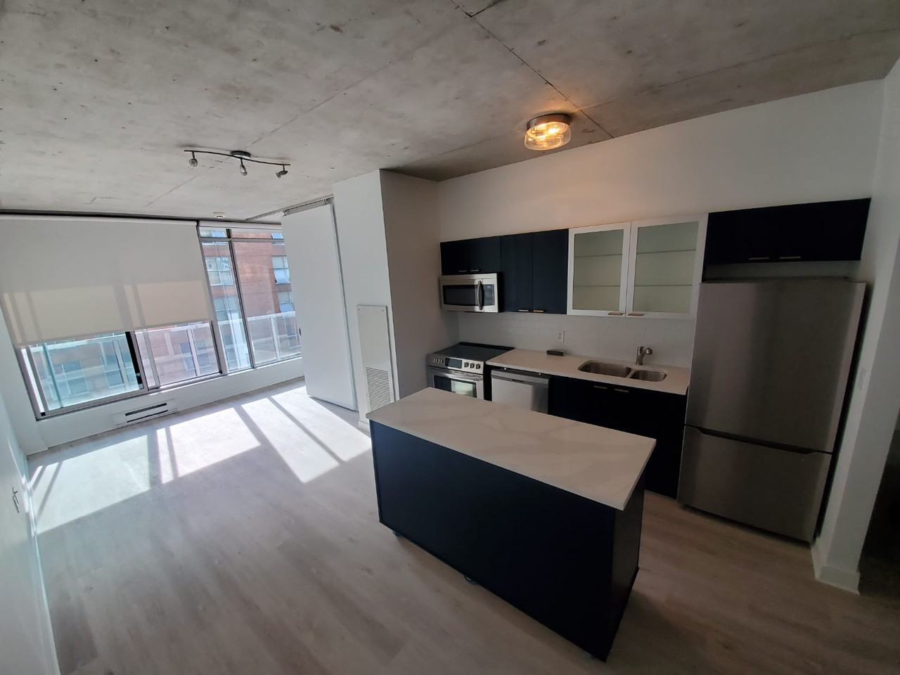 383 Cumberland St - Photo 3 of 8