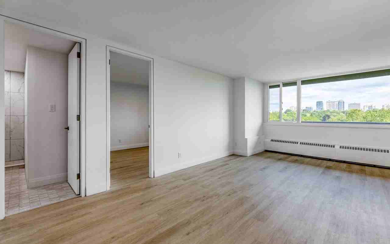 30-50 Hillsboro Avenue - Photo 3 of 21
