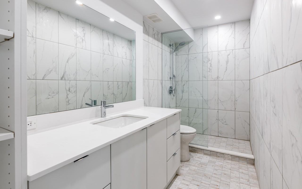 30-50 Hillsboro Avenue - Photo 7 of 21