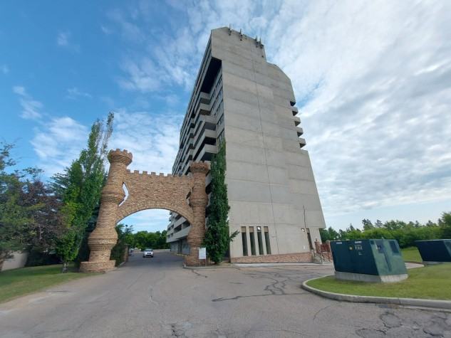 New Price & Utilities INCLUDED! Checkmate Court - Photo 2 of 22