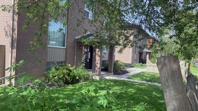 282-288 Romaine Street - Photo 6 of 9