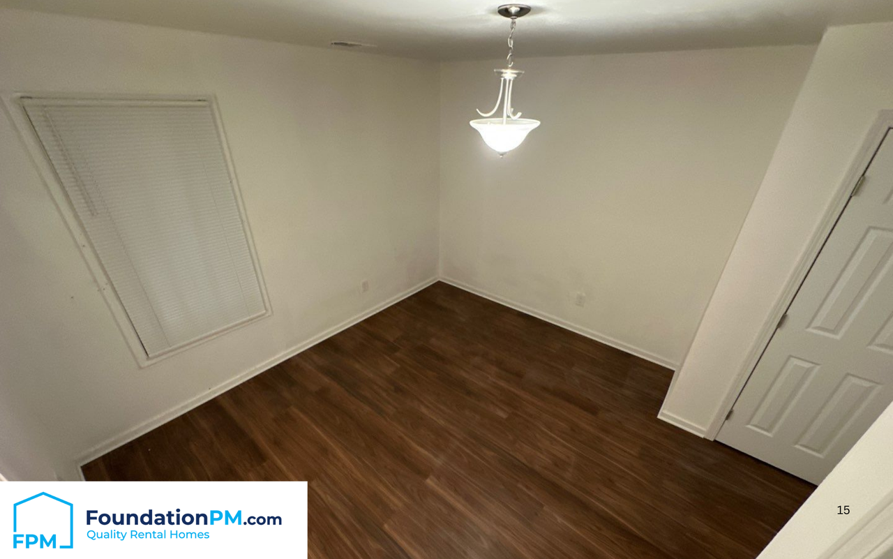 1663 Humber St #1 - Photo 7 of 14