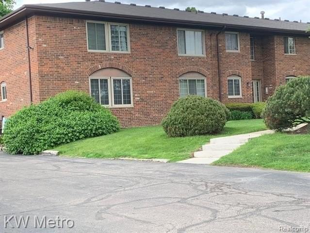 19637 W 12 Mile Rd #102