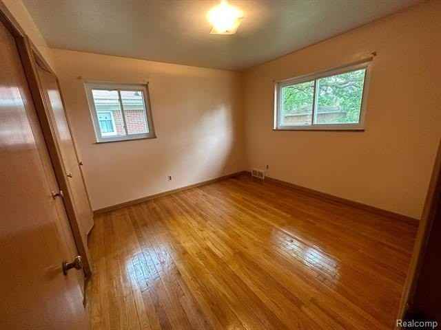 28876 Palm Beach Dr - Photo 4 of 12