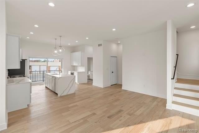 2037 11th St #8 - Photo 7 of 32