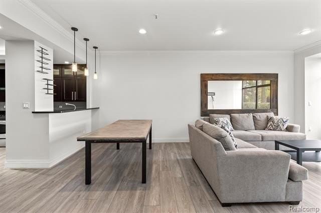 1001 W Jefferson Ave #300-1I - Photo 7 of 17