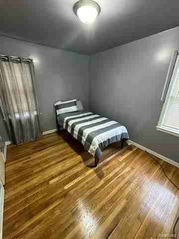 13411 Tacoma St - Photo 5 of 15