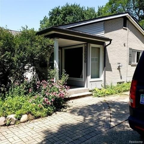 26656 Rouge River Dr