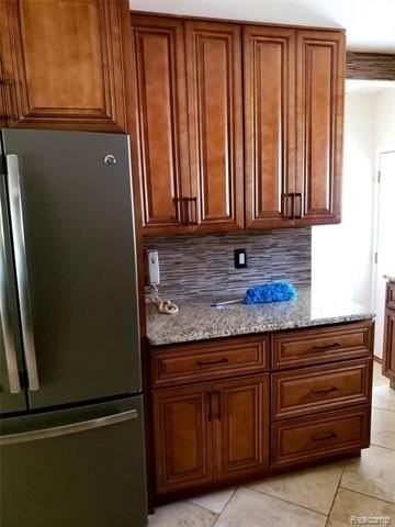 26656 Rouge River Dr - Photo 5 of 12