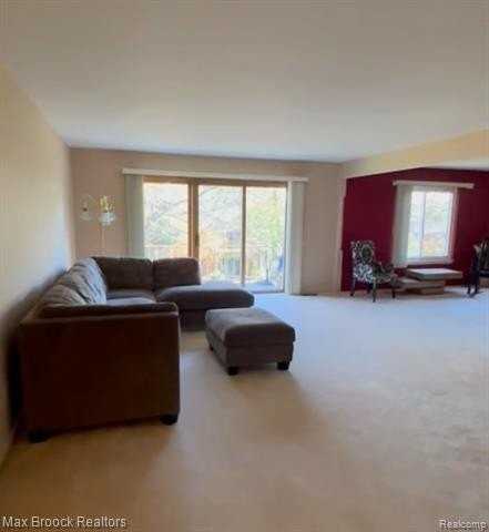 2425 Mulberry Sq #46 - Photo 3 of 21