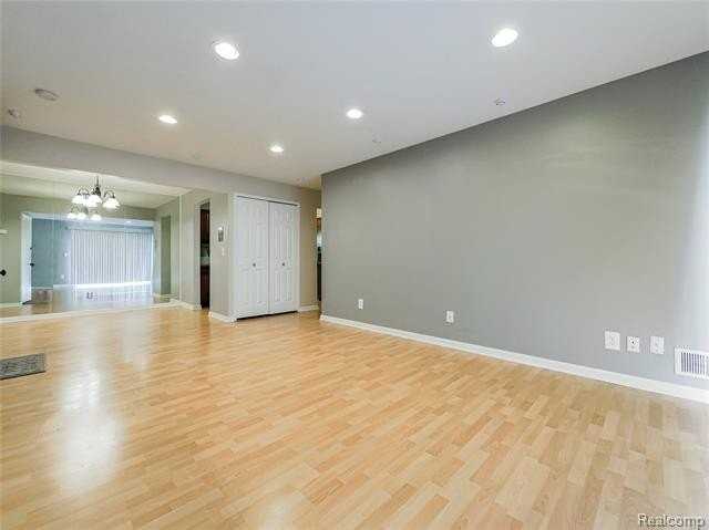 34763 Maple Lane Dr #57 - Photo 7 of 19