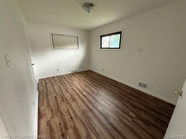 2210 Nightingale St - Photo 5 of 8