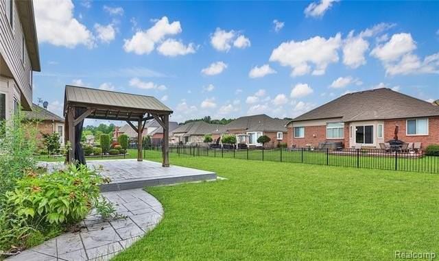 16417 Bishopsgate Dr - Photo 4 of 29